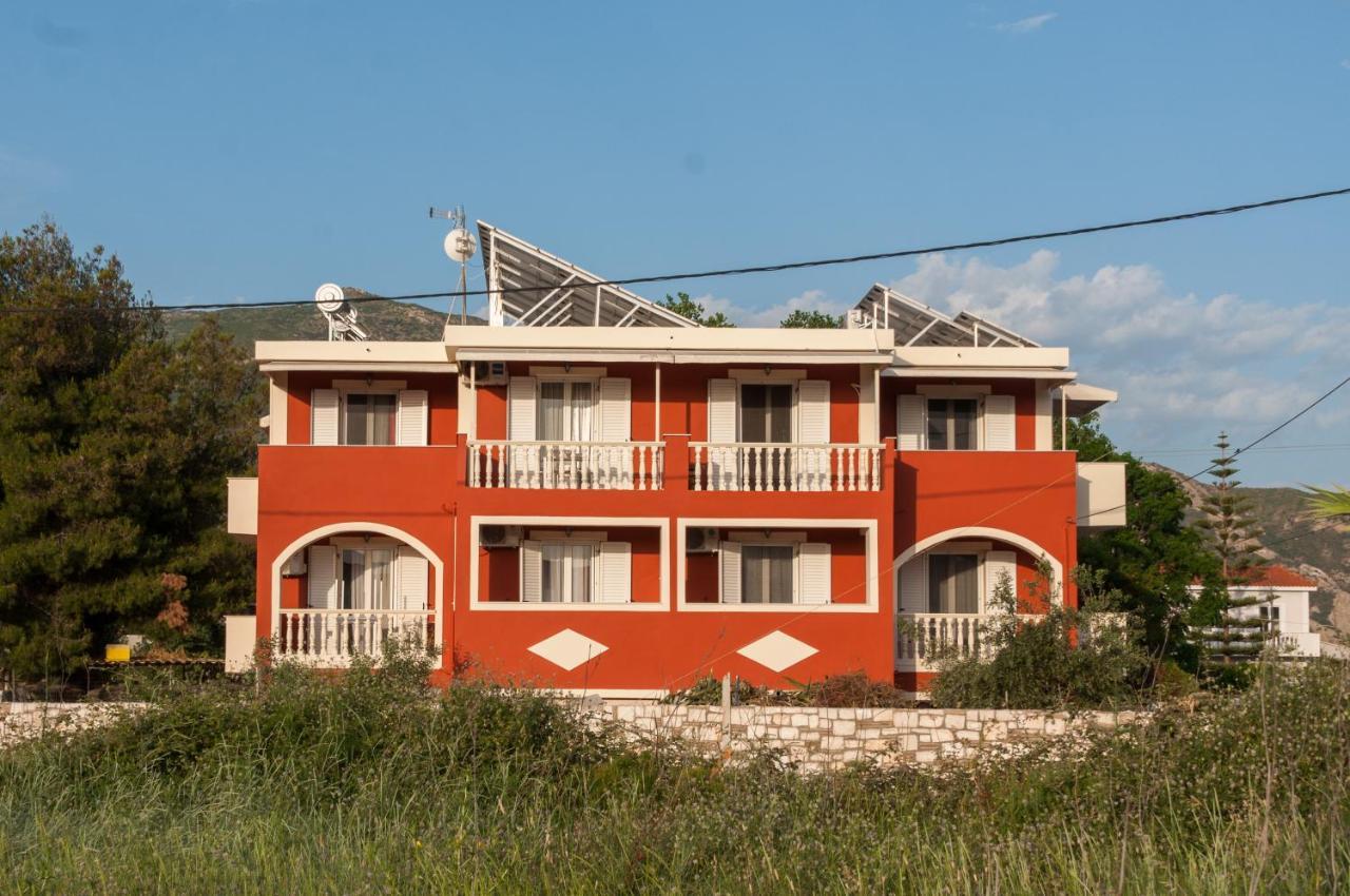 Avyssos Residents Aparthotel Kalamaki  Exterior photo